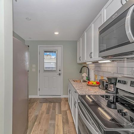 125 Atlantic Avenue Unit I - Pet Friendly! Walk To The Beach And Pier! 1Br -1Ba - Sleeps 2-4 Guests! Миртл-Бич Экстерьер фото